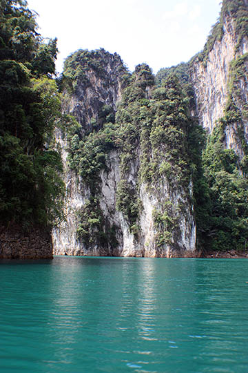 Ratchaprapa Dam, Surat Thani, Thailand