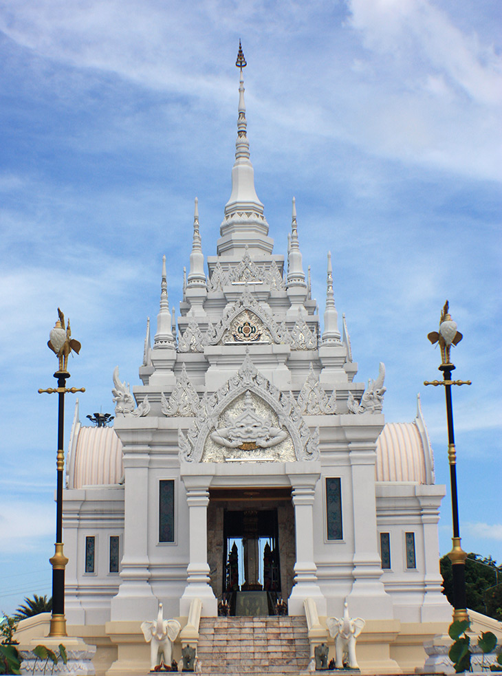 thailand_surat_thani_city_shrine