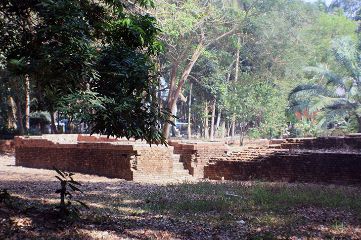 Thailand Wat Mokhlan Archaeological Site