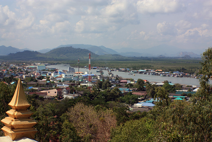 Thailand Wat Khao Suwan Pradit