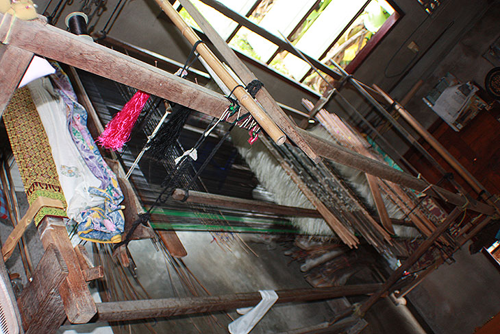 Thailand Ban Phum Riang Silk Weaving