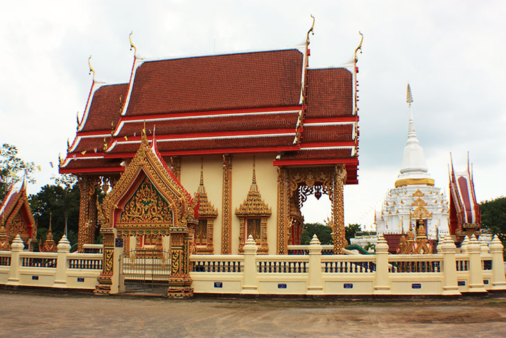 Thailand, Surat Thani, Wat Nai Prap rat Pracha Tham