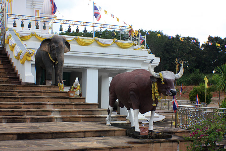 Thailand, Surat Thani, Wat Nai Prap rat Pracha Tham