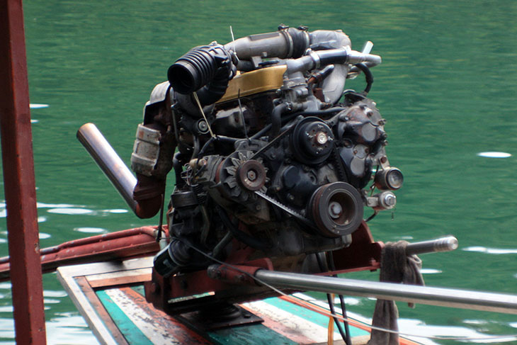 long-tail boat racing, thailand