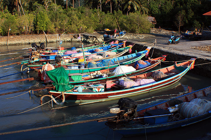 thailand, ban nam chuet, harbor