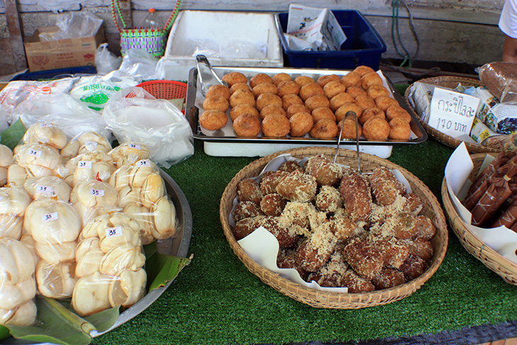 thailand, surat thani, floating market