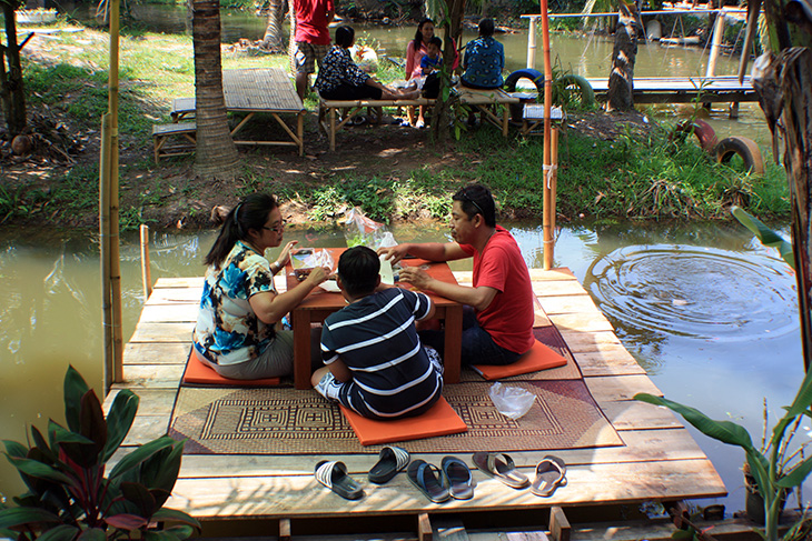 thailand, surat thani, floating market