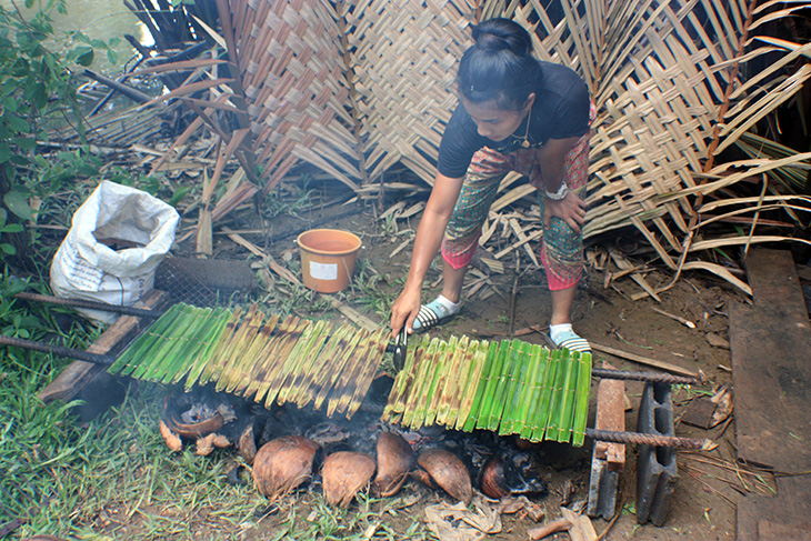 thailand, surat thani, floating market