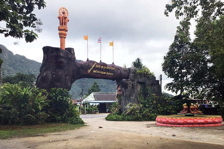 travel, thailand, phang nga, tham ta pan bureau of monks, bizarre, statues