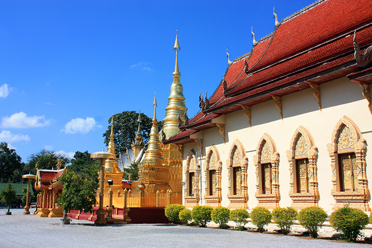 Wat Phrathat Ha Duang, Lamphun