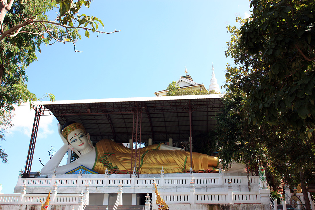 Wat Phra Phutthabat Pha Nam Lamphun