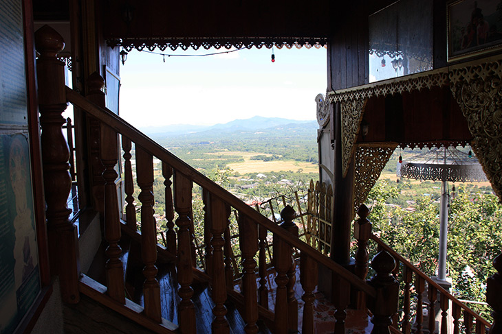 Wat Phra Phutthabat Pha Nam Lamphun