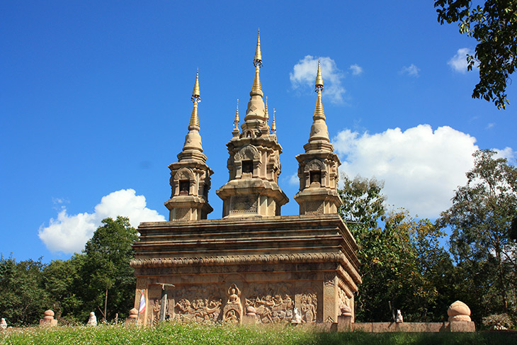 Wat Phra Phutthabat Tamo Chiang Rai