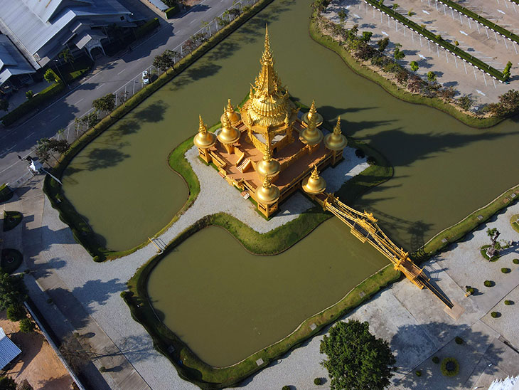 Wat Rong Khun, White Temple, Chiang Rai