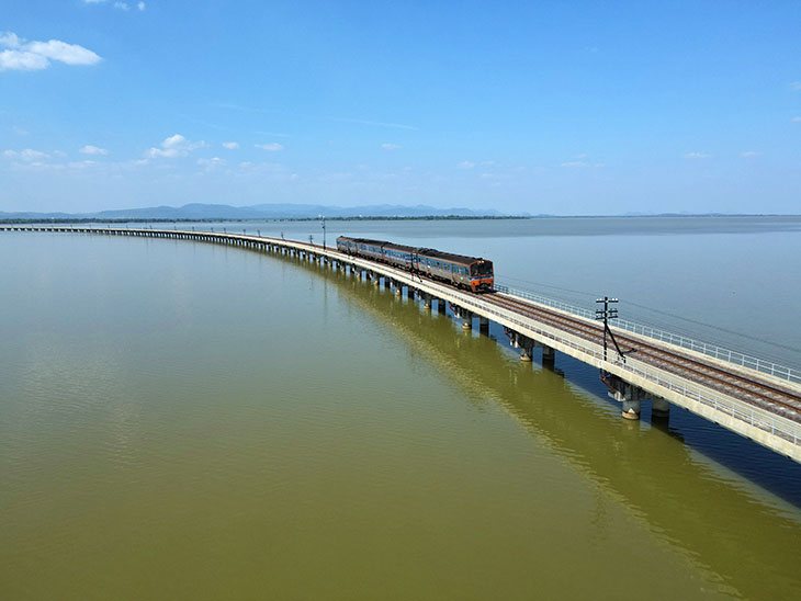 travel, thailand, khok salung railway bridge, lopburi