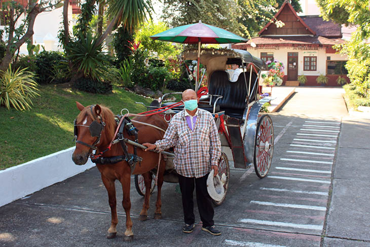 Wat Kaew Don Tao Suchadaram